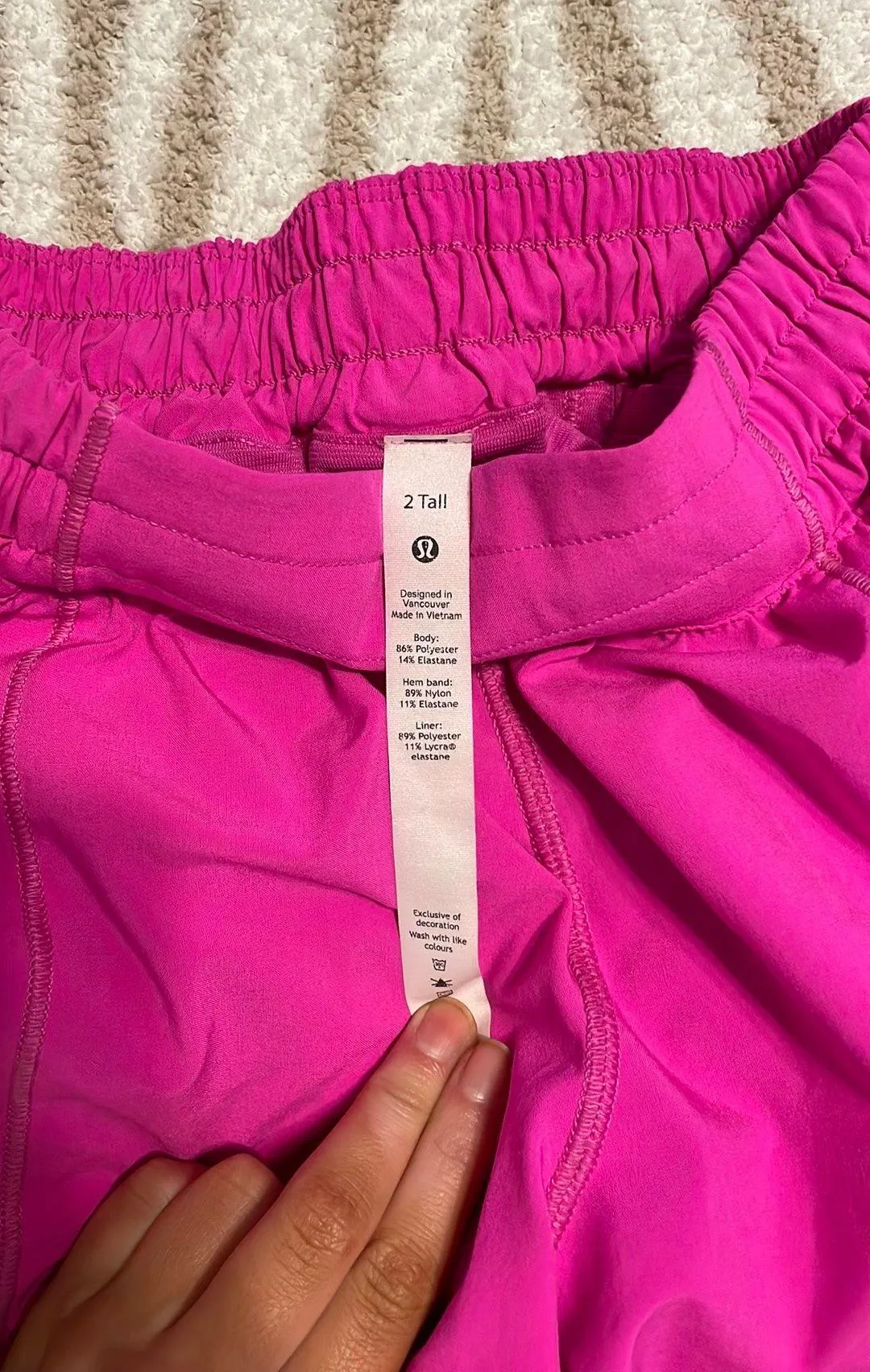 Lululemon Hotty Hot Shorts 4” Sonic Pink - Image 3