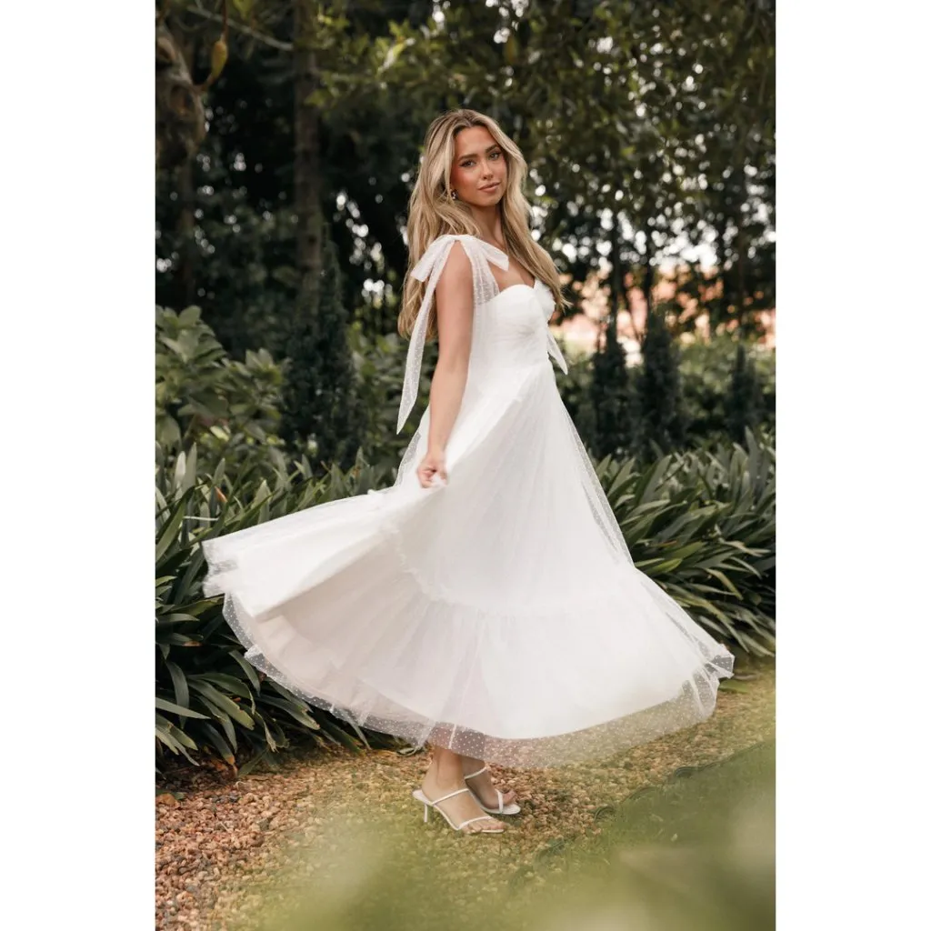 PETAL & PUP Floret Midi Dress in White Size Large - Image 3