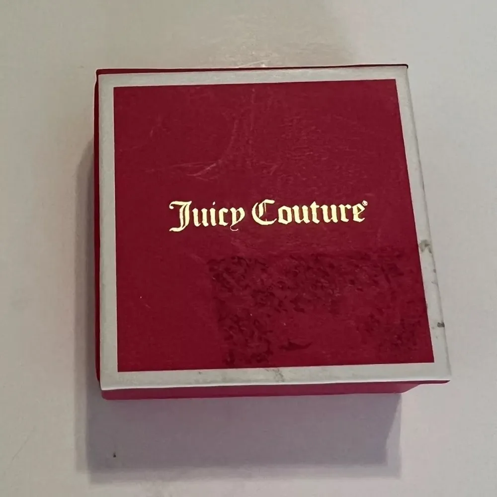 NWT NIB JUICY COUTURE Letter " I " Pendent Necklace Charm NEW Gold Tone - Image 4