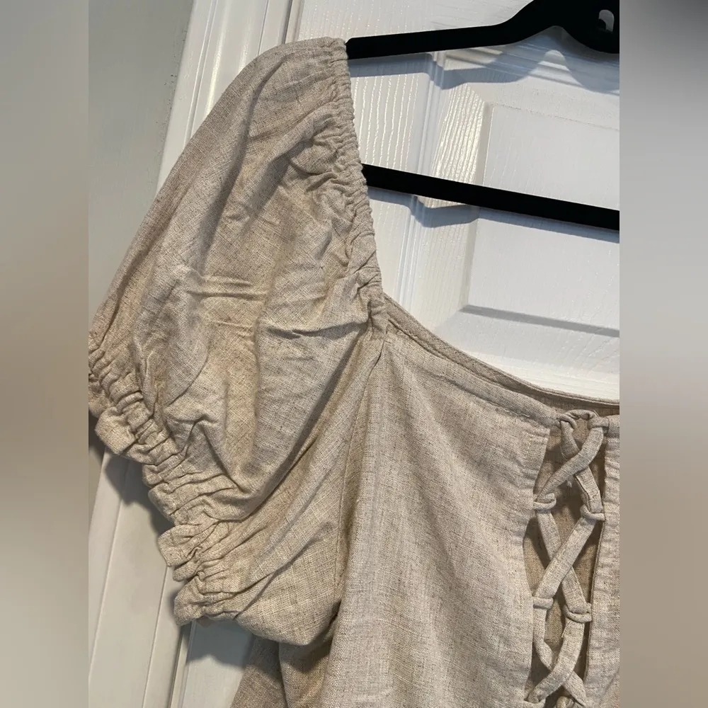 NWOT Dizzy Lizzy Size L Lace Up Back Puff Sleeve Oatmeal Scoop Neck Crop Top Tan Size L - Image 6