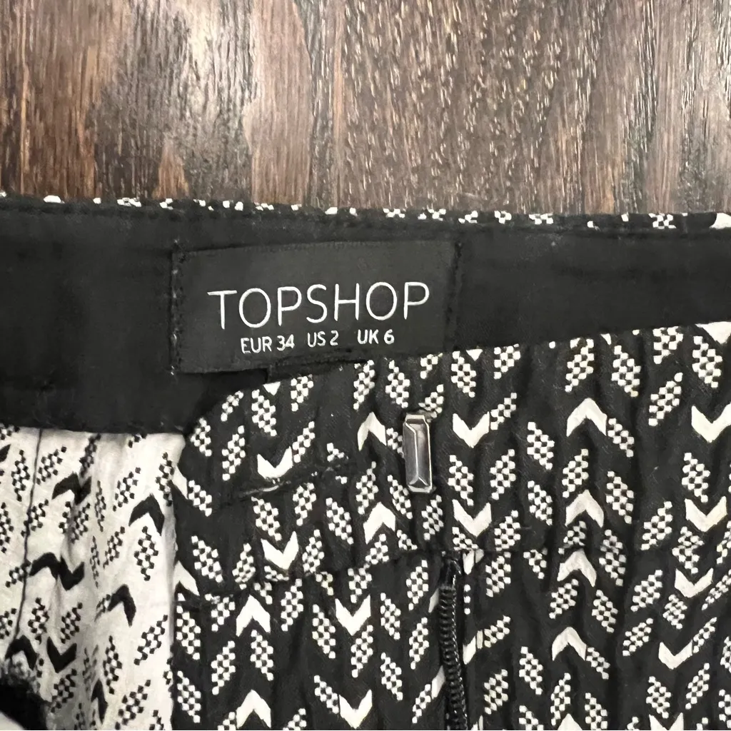 Topshop Lace Black and White Patterned Trousers - Image 3