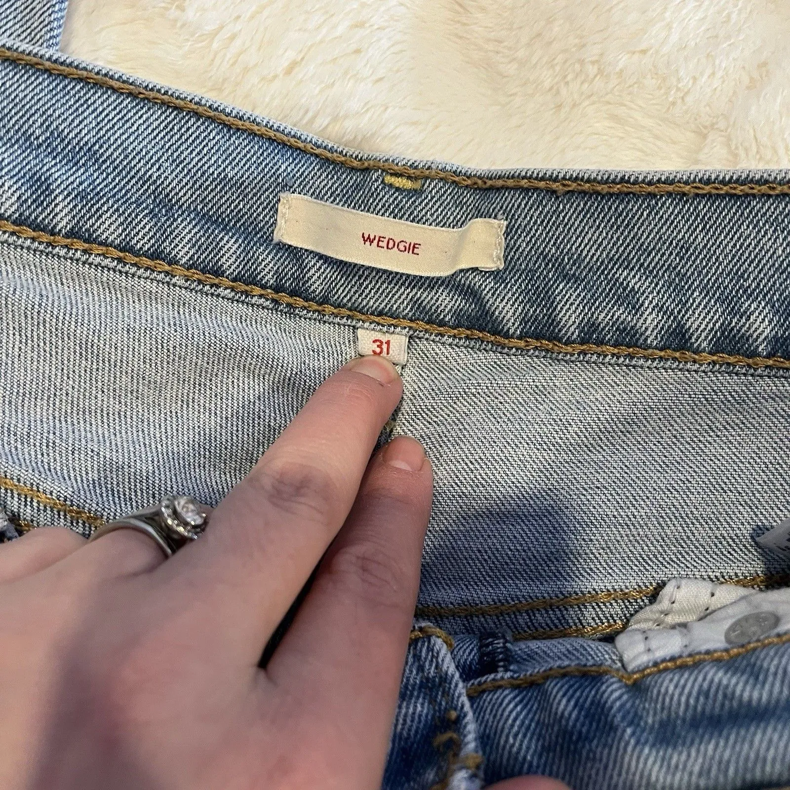 Levi’s Wedgie Fit Jeans Big E Tab Rigid Denim Light Wash W31 High Rise Heritage - Image 7