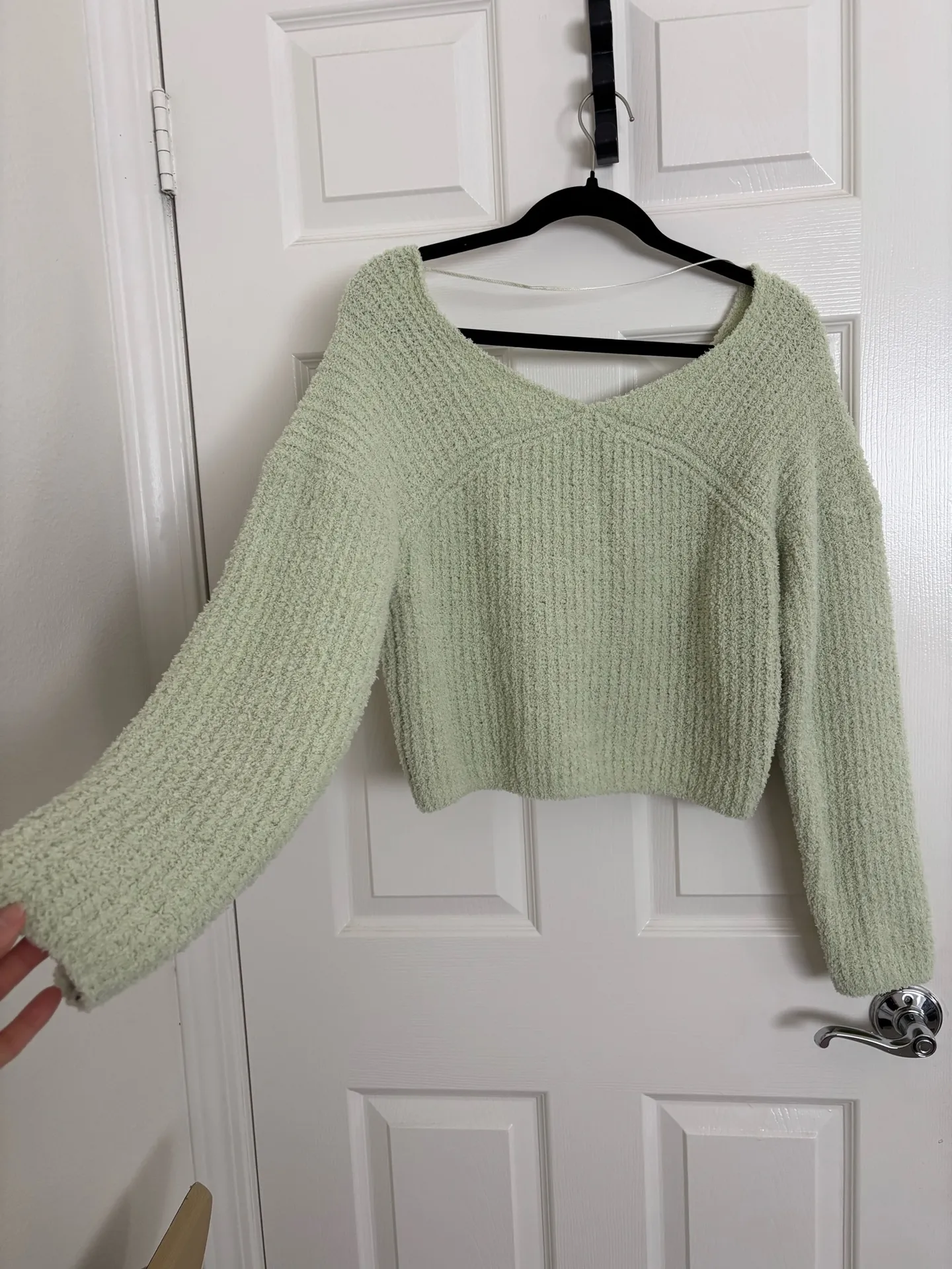 Kendall + Kylie Mint Green Knit Soft V Neck Cropped Sweater - Image 5