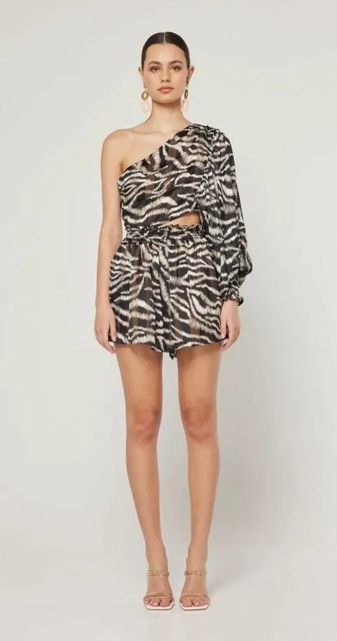Elliatt Divinity Black & White One Shoulder Romper - Image 2