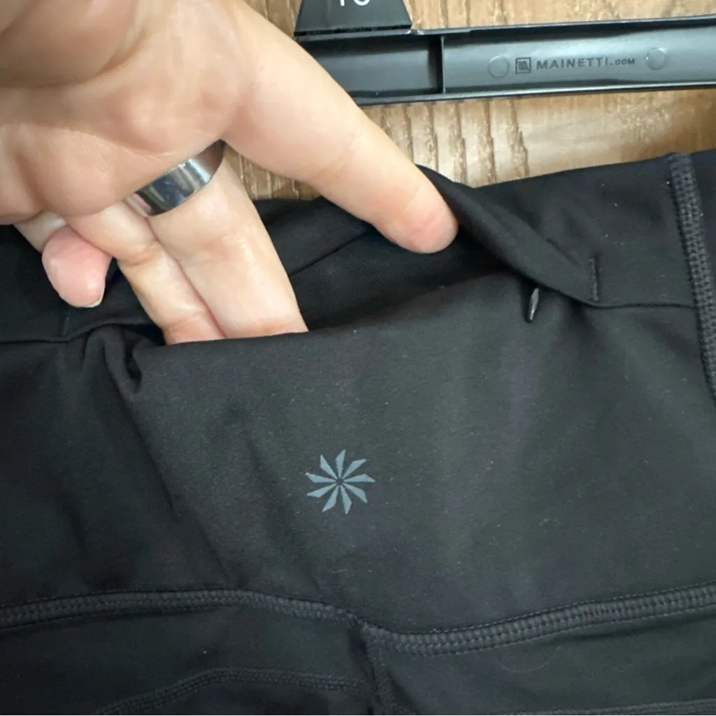 Athleta Aurora Precision 7/8 Tight Compression Reflective Black Running Leggings - Image 7