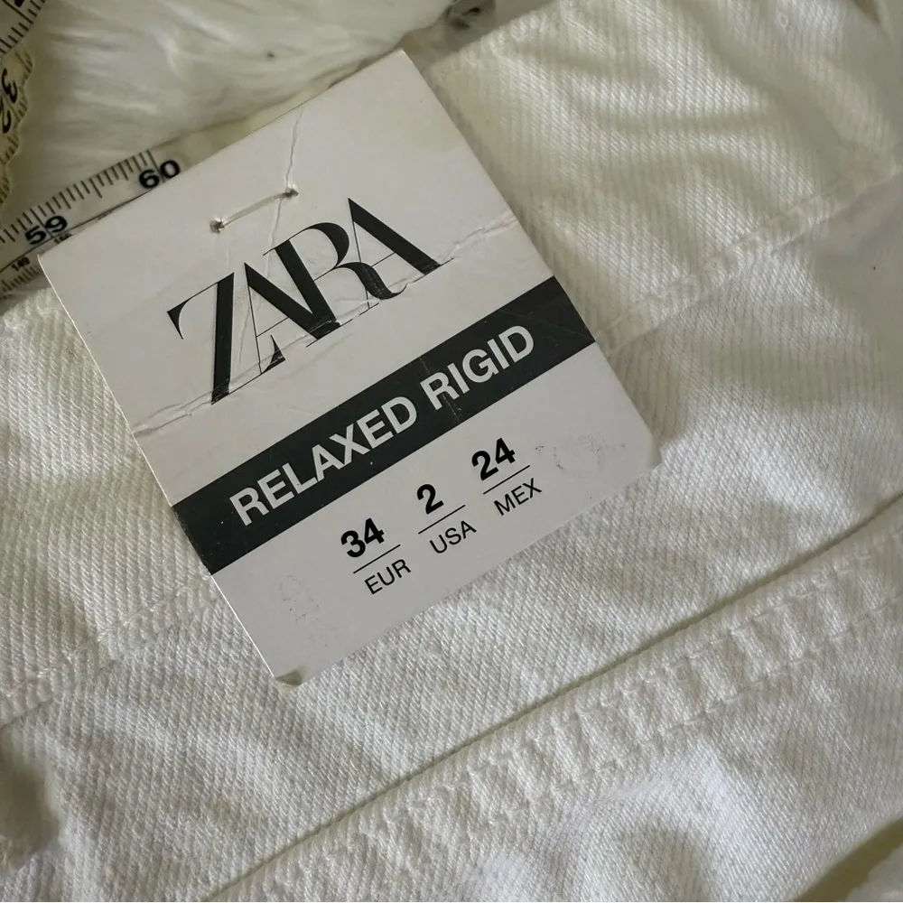 Zara Relaxed Rigid White Denim Jeans Size 2 NwT - Image 5
