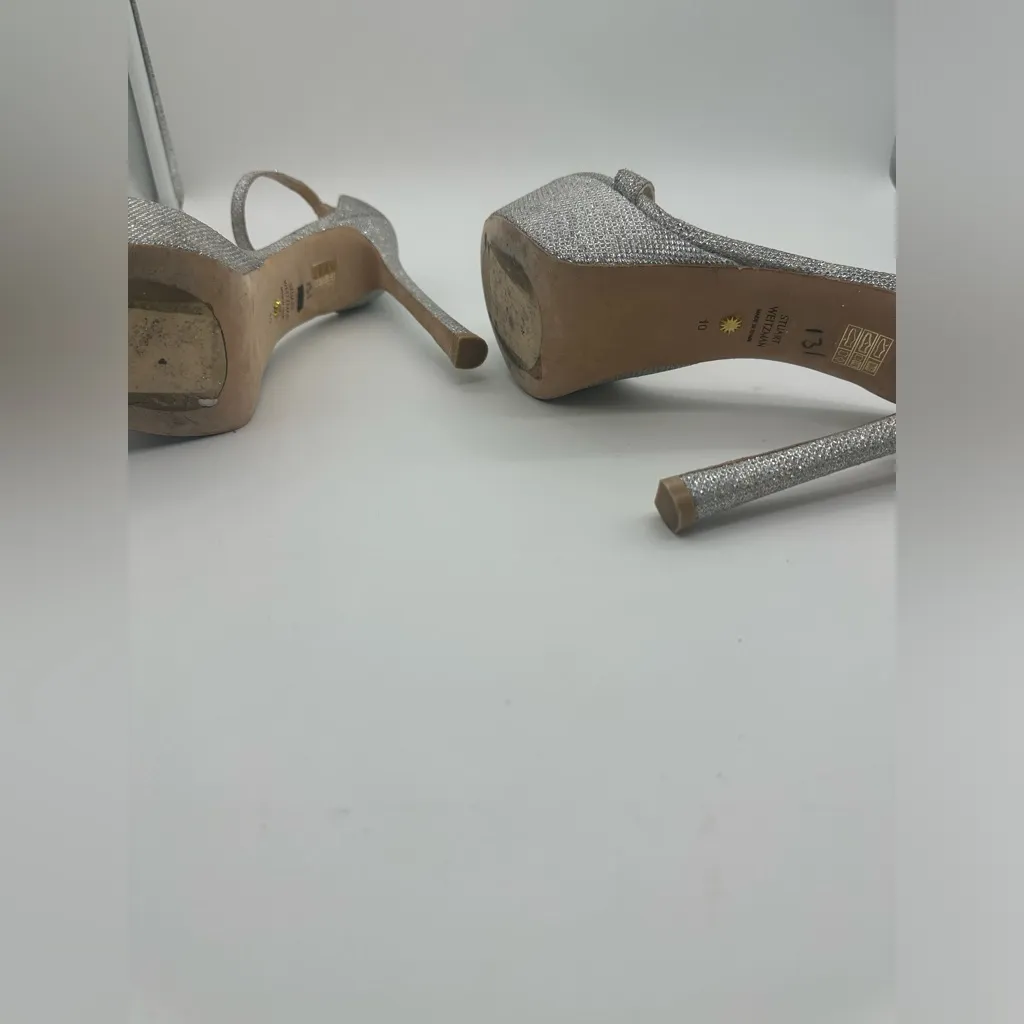 STUART WEITZMAN Tall Mettalic Heels. - Image 10