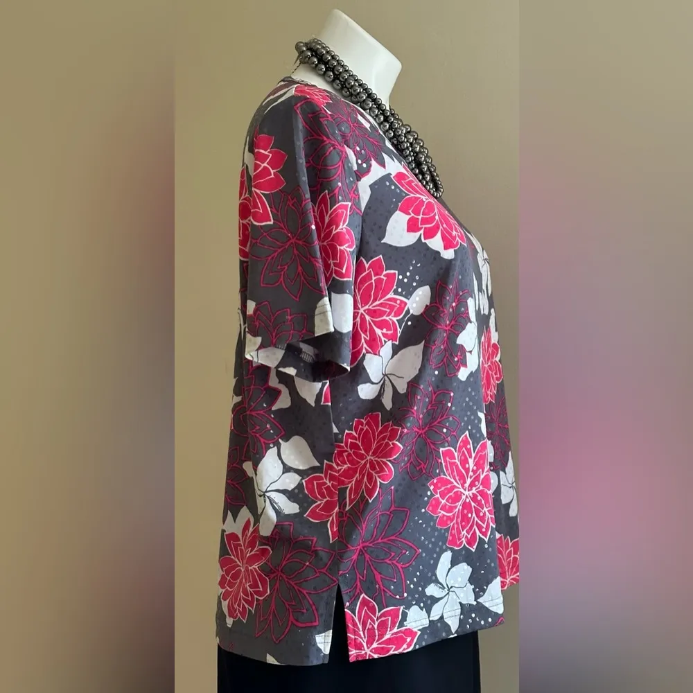 Bon Worth NWT Gray Pink White Sequence Floral Print Blouse Short Sleeves SZ MP - Image 6