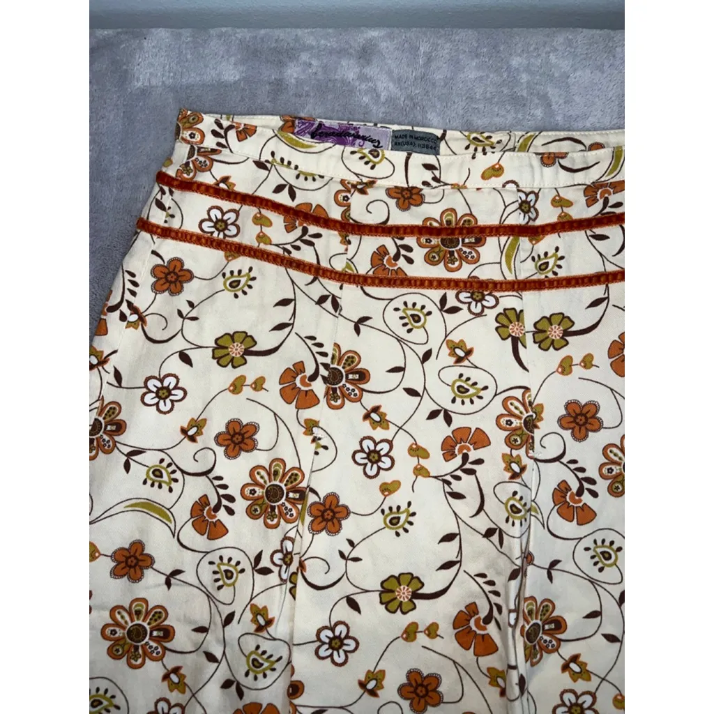 Women's Stradivarius Cream Orange Floral A-Line Skirt US 6 - Image 4