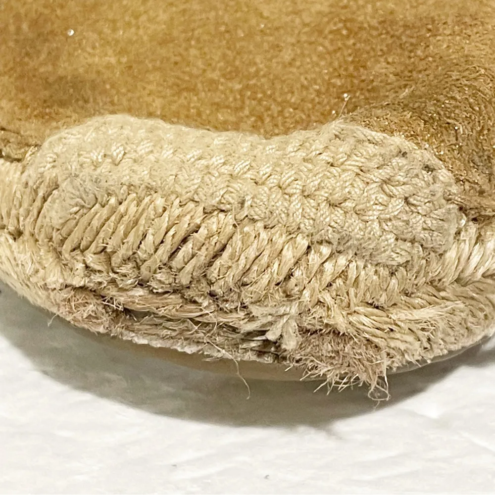 UGG Australia Women Size 10 Sandrinne II Gold Metallic Slip On Espadrille Flat - Image 3