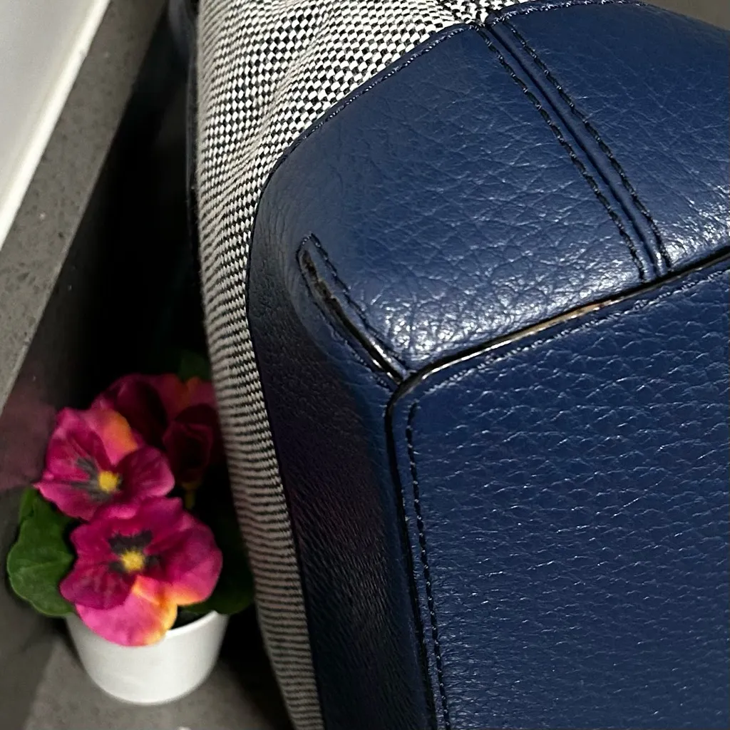 Kate Spade Navy and White Tweed Satchel - Image 11