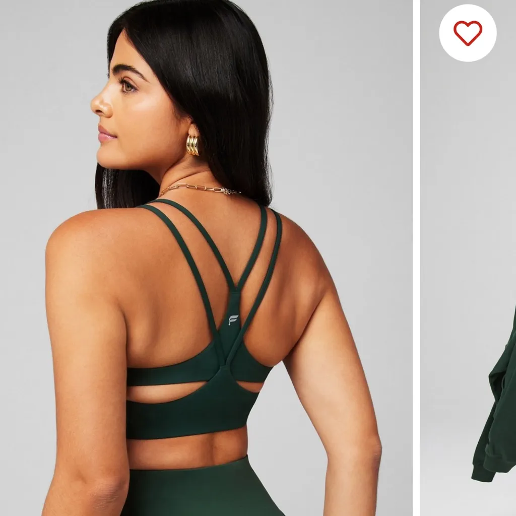 Fabletics everpine green sports bra size large - Image 4