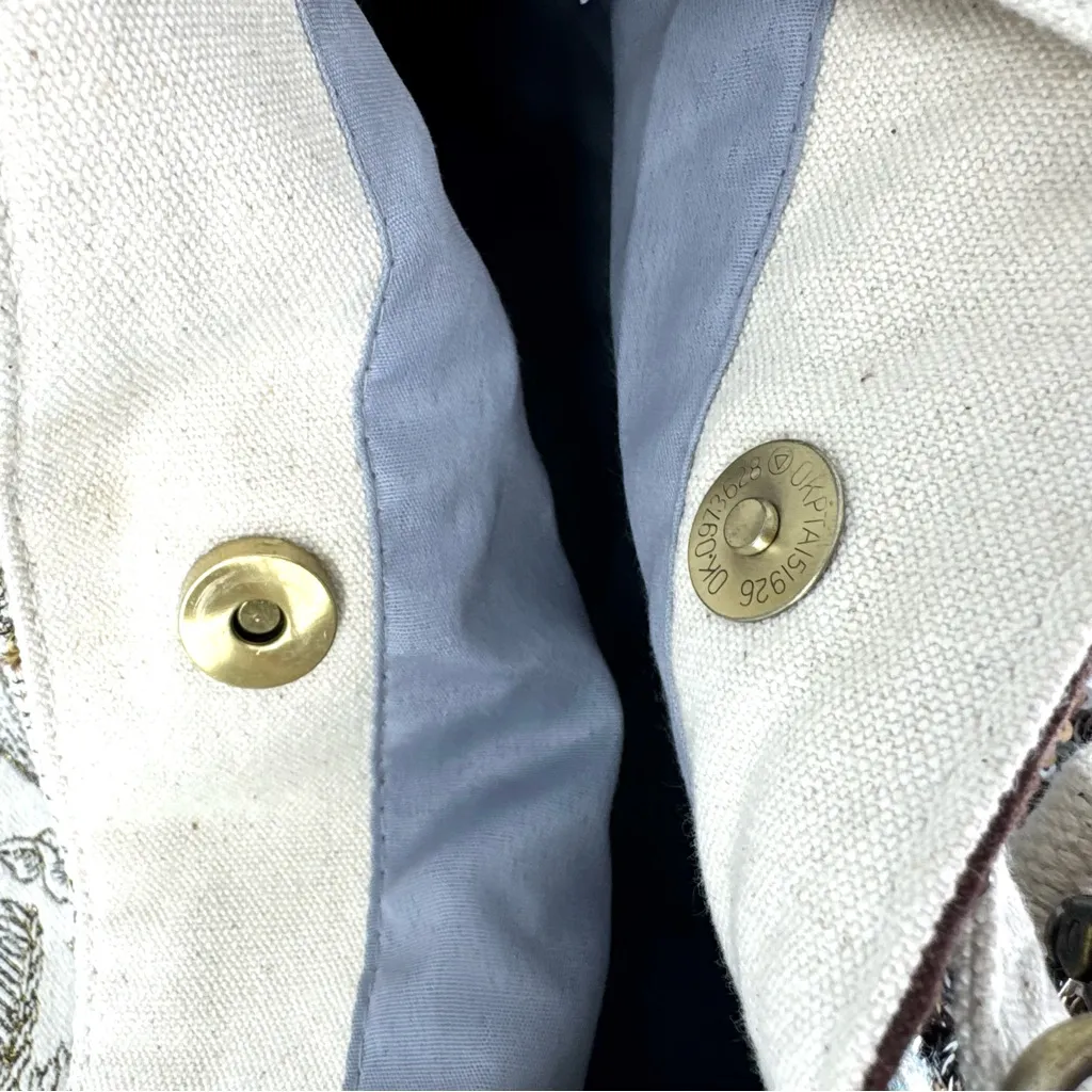 America & Beyond Golden Hour Luxe Tote Metallic Beaded New with Tags Silver - Image 8