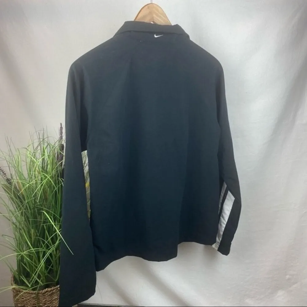 Nike Vintage Black & White Zip Close Colorblock Athleisure Athletic Sport Jacket - Image 2