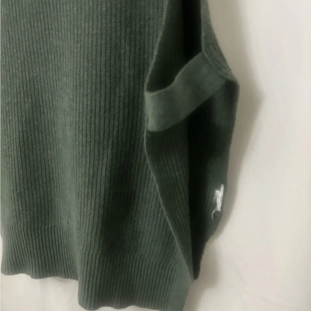 Elegant Forest Green Women's Crew Neck Sweater Size L - Image 3