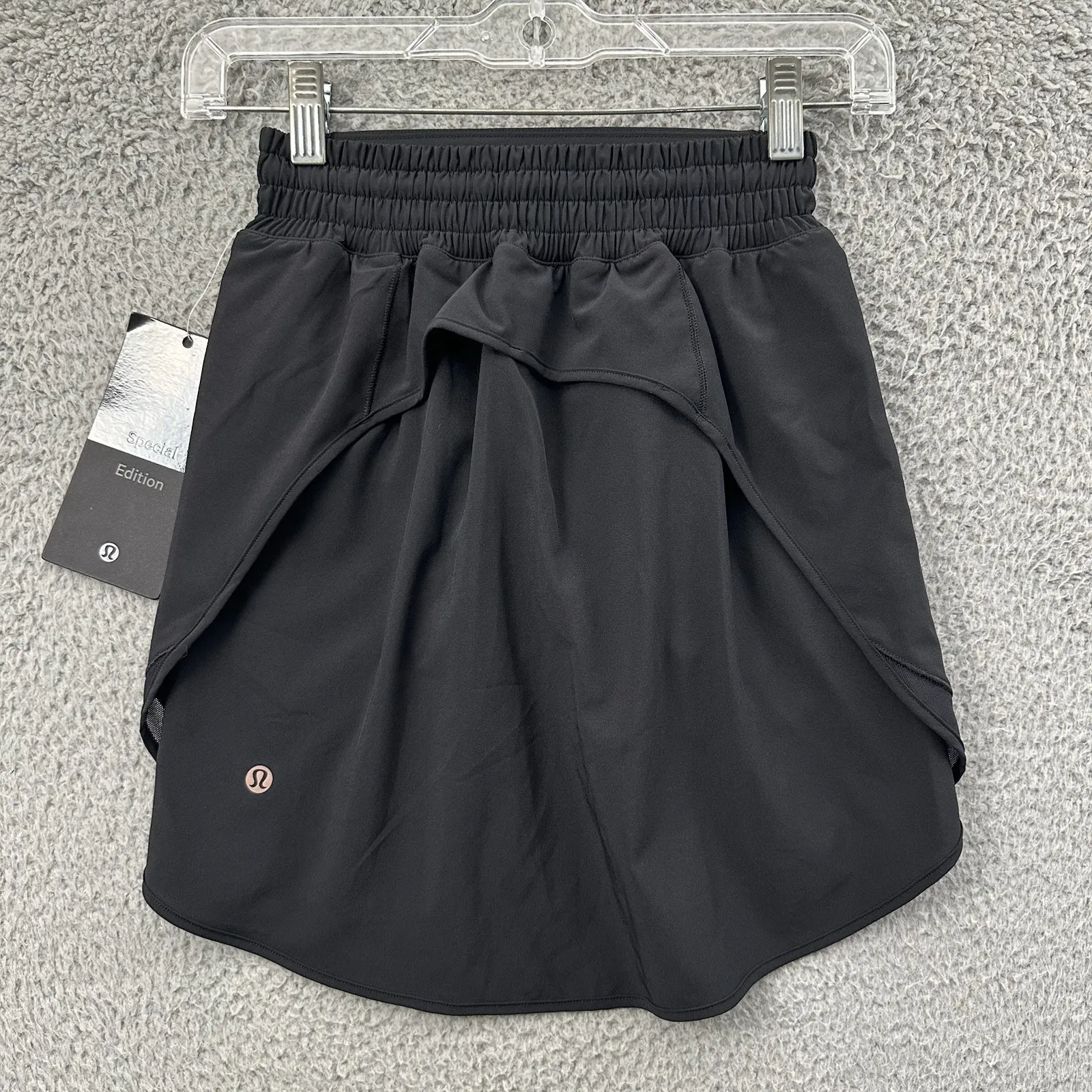 NWT Lululemon Hotty Hot High Rise Skirt Skort Black Graphic‎ Limited Edition W 0 - Image 2