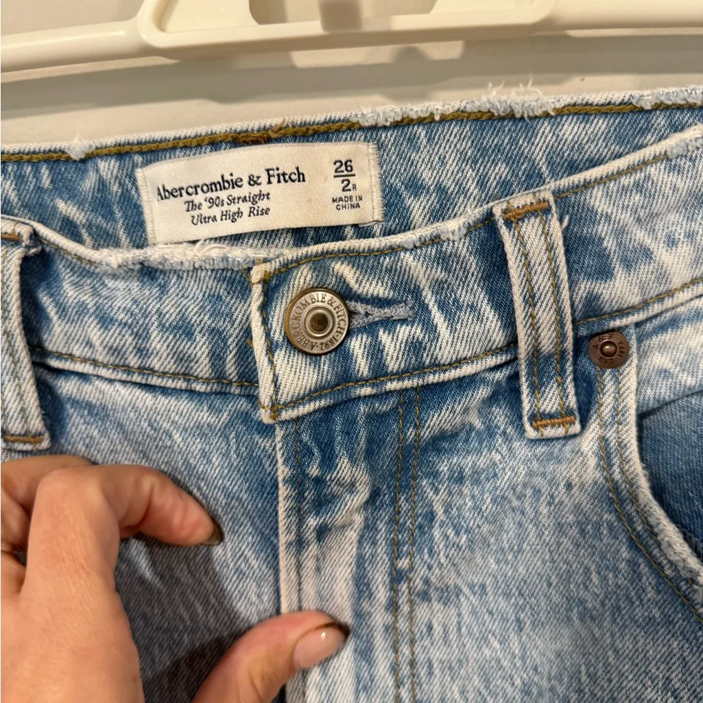 Abercrombie & Fitch the 90s Straight Ultra Hight Rise Denim Jeans Size 26/2R - Image 5