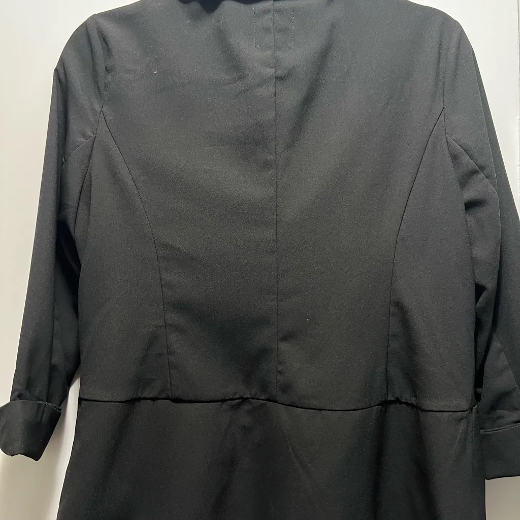 Candie's Elegant Black Blazer - Image 3