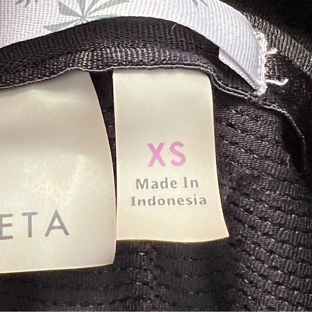 Athleta solid color, track jacket women’s‎ size XS, full zip, Ip up pockets - Image 4