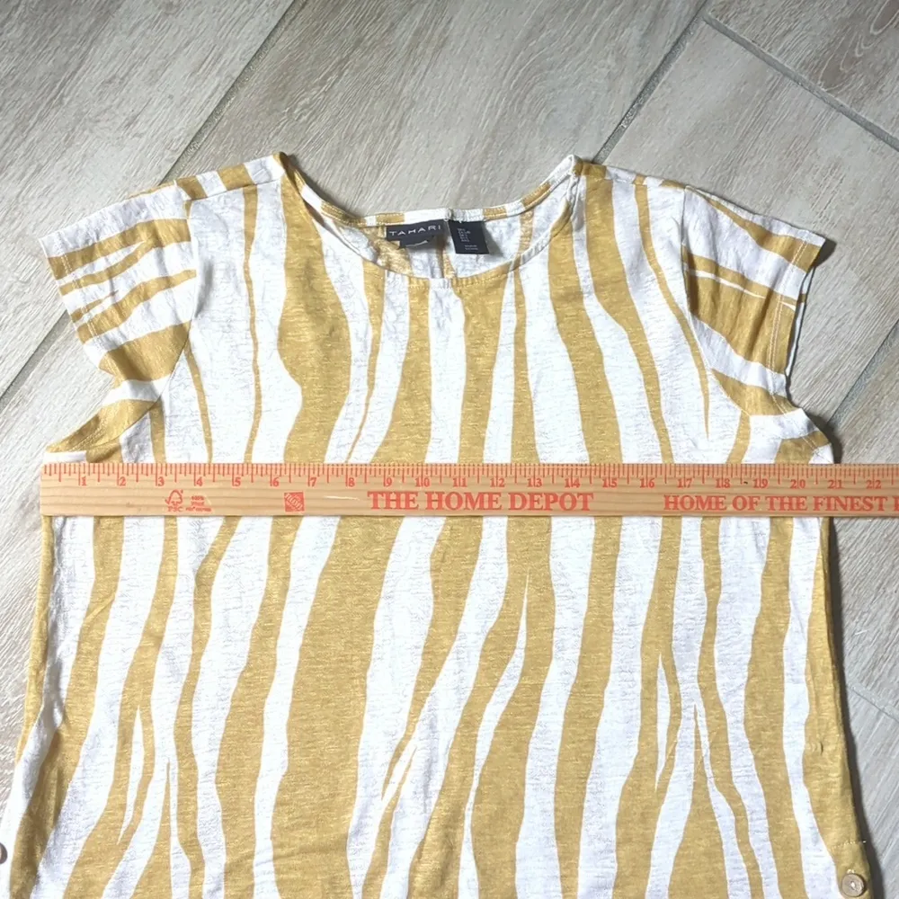 Tahari Linen Tiger Print Cap Sleeve Top - Image 12