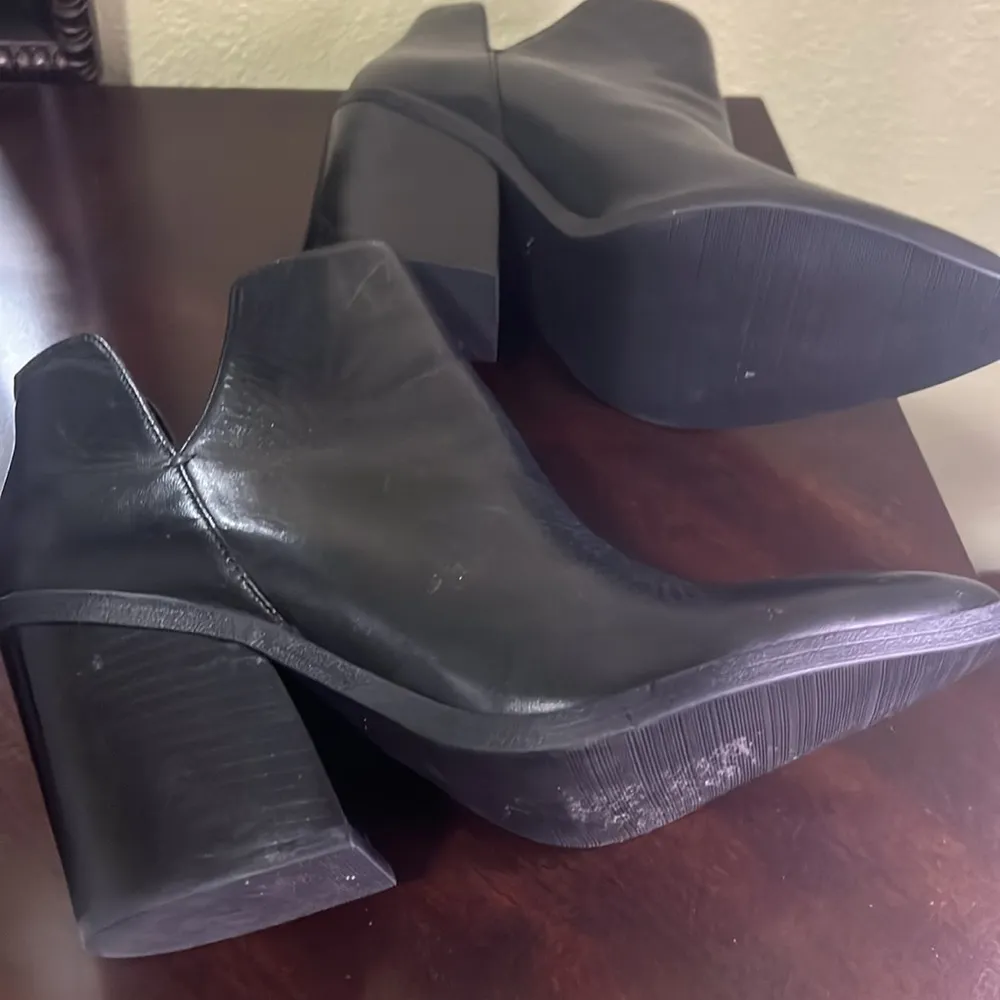 Leather boots by Gianni Bini Size 8.5M - Image 5