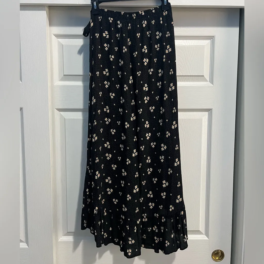 American Eagle Floral Two-Piece Set - Image 4