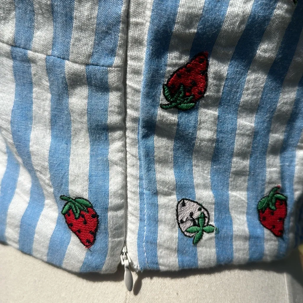 Maeve Striped Embroidered Strawberry Cropped Cami - Image 9