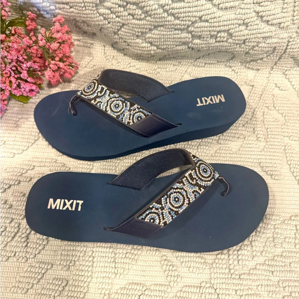 Mixit Navy Beaded Women's Sandals Size 8 - Image 5