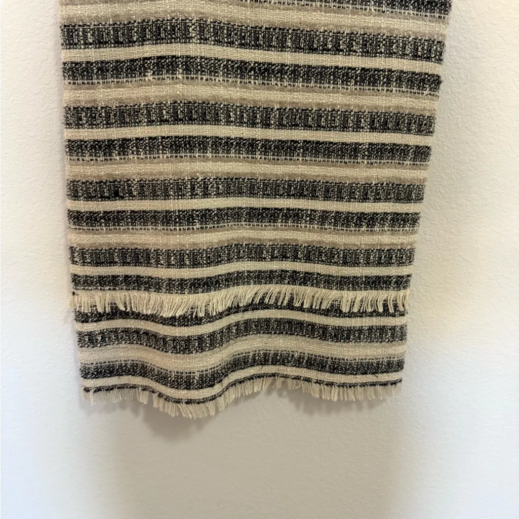 ZARA Low Back Cream Black Striped Tweed Shift Tunic
Mini Dress Fringe Detail XS - Image 6