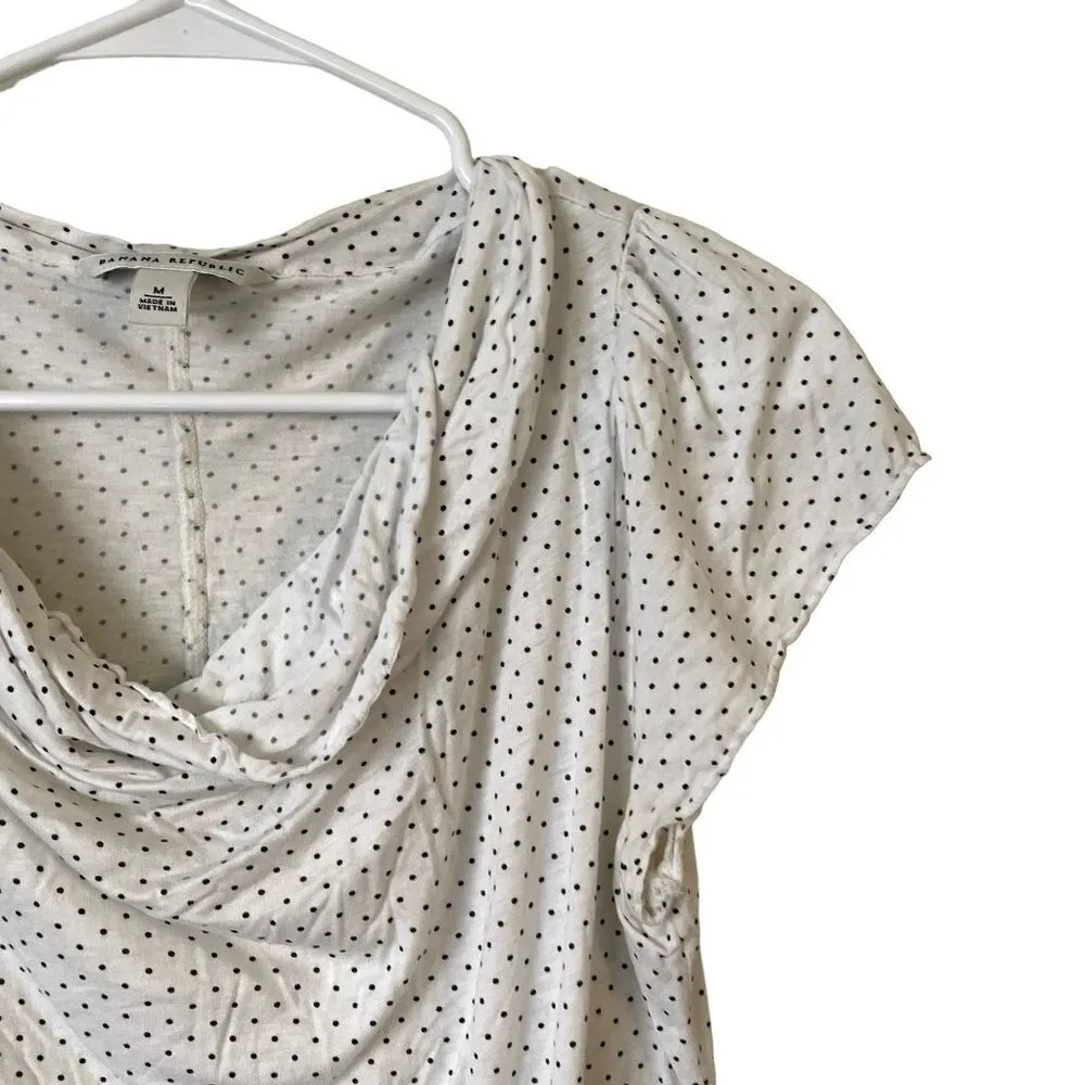 Banana Republic white polka dotted scalloped neckline short sleeved summer top - Image 2