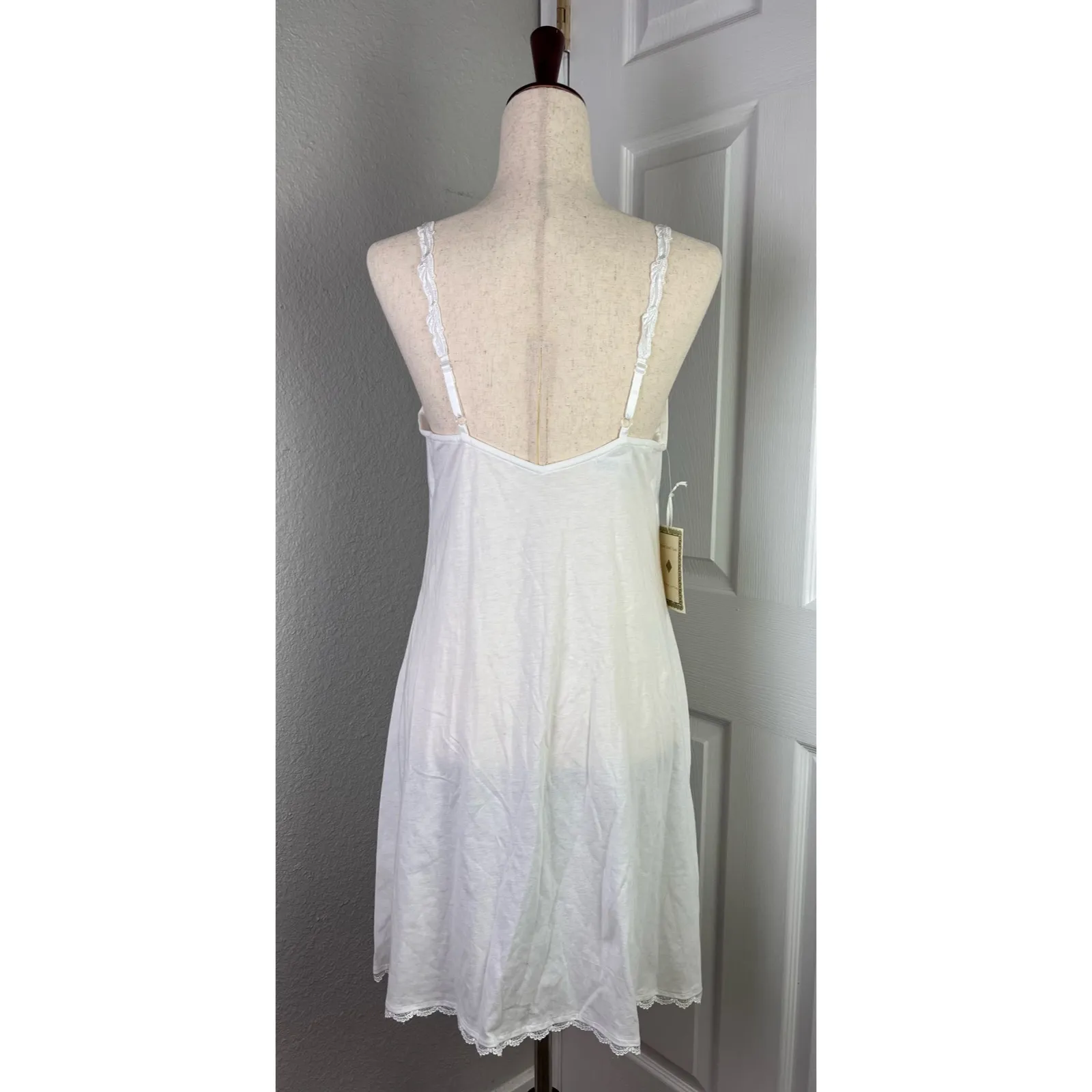 NEW  Couture Nightgown - Image 6