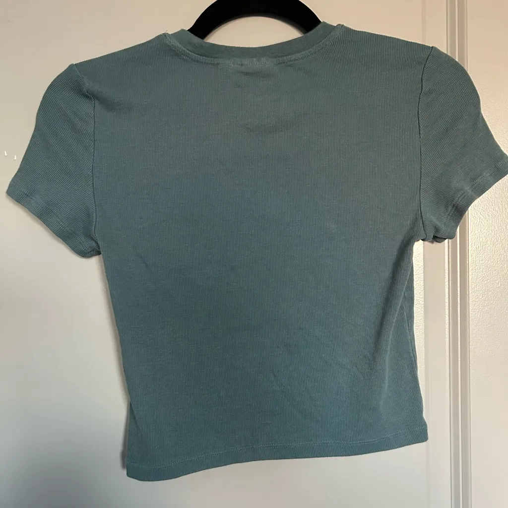 TNA Seafoam Cropped Tee Green - Image 4
