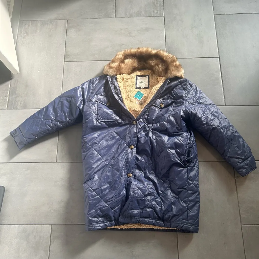 Aerie Quilted Puffer Faux Fur Collar Sherpa Coat in Navy (NWT) - Image 2