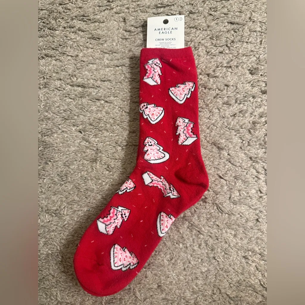 Aerie American Eagle AE Red Pink Christmas Graphic Women’s Crew Socks Set - Image 3