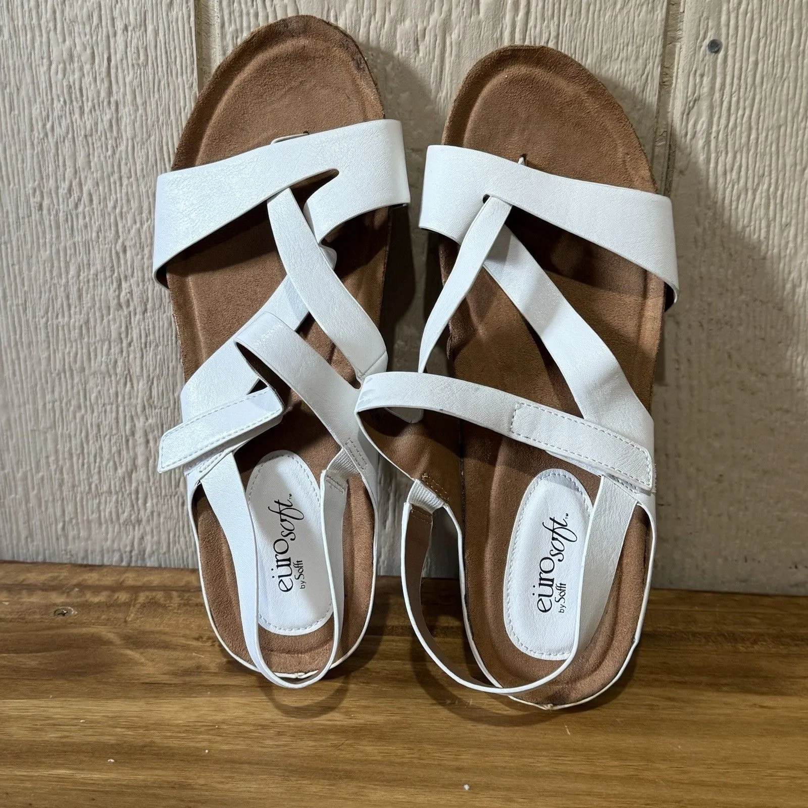 EuroSoft Gianetta White Faux Leather Toe Post Strappy Comfort Sandal‎ Size 11 - Image 2