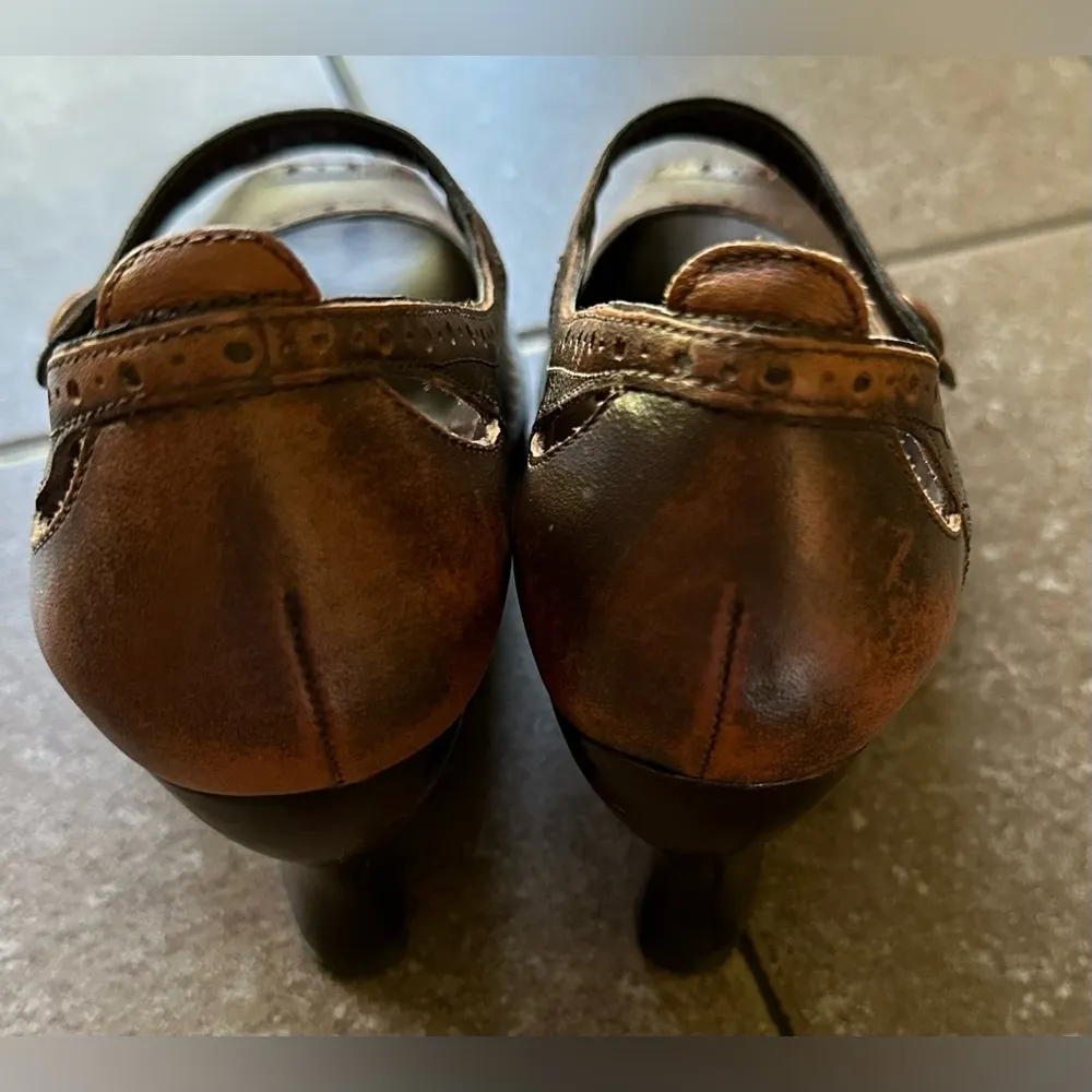 Franco Sarto Dark Brown Leather Pep Toe Wedge Shoe & Non Adjustable Trap… - Image 8