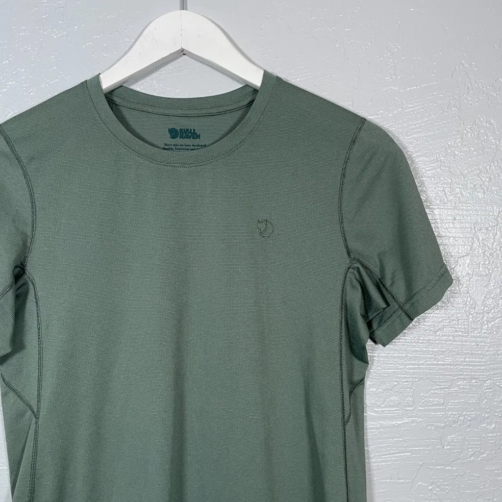 Fjallraven Women M Gray Abisko Day Hike T - Image 3