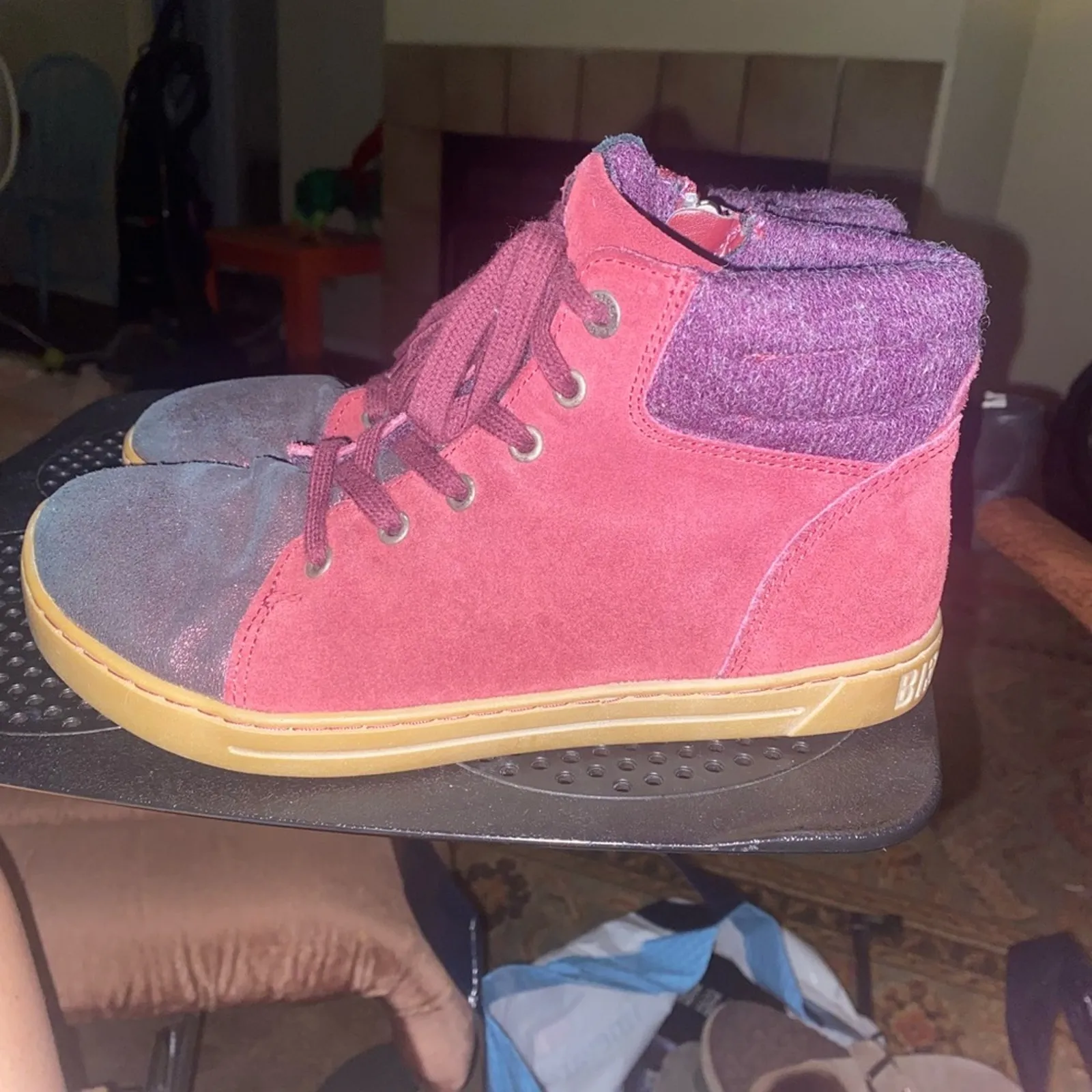 Birkenstocks Bartlett pump suede sneaker size 6 - Image 8