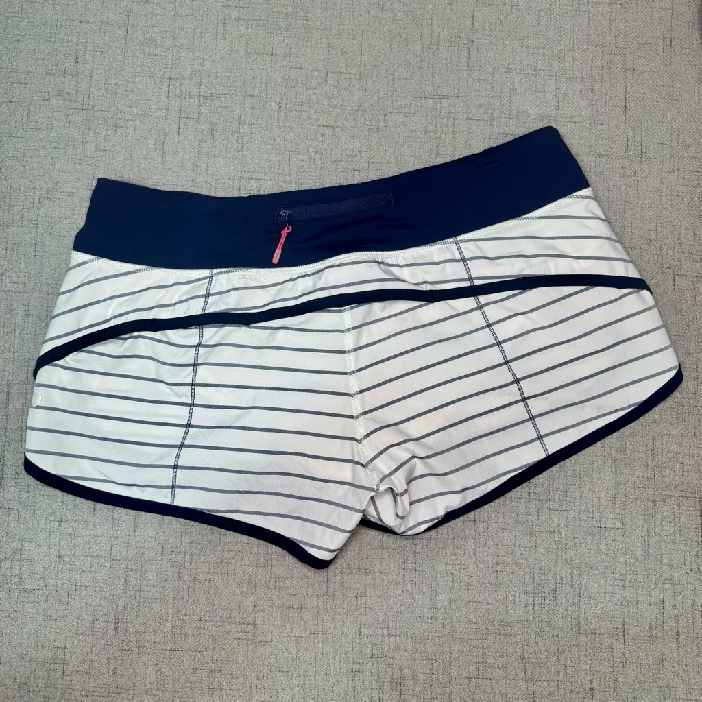 Lululemon Quiet Stripe Speed Short Athletic Shorts Low Rise Navy White Size 8 - Image 5