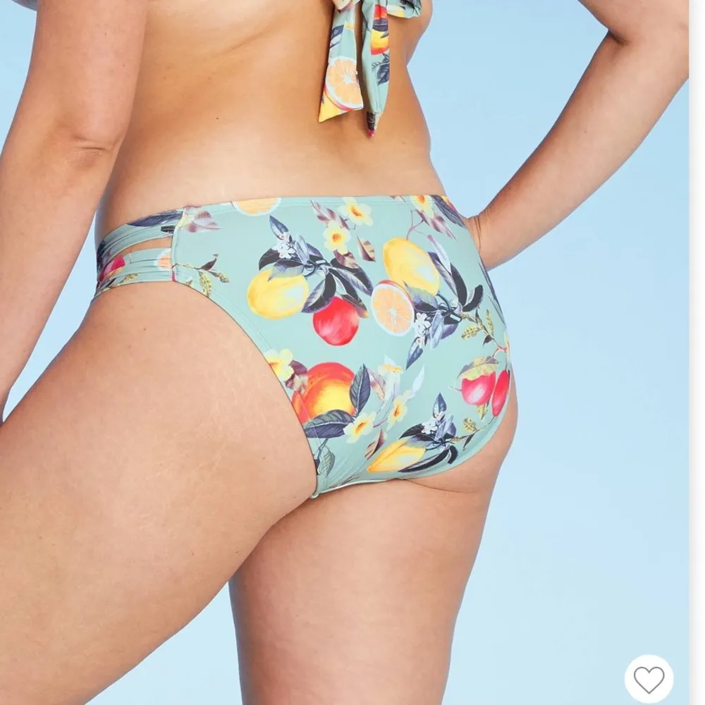 Kona Sol Low rise swim bottoms - Image 2