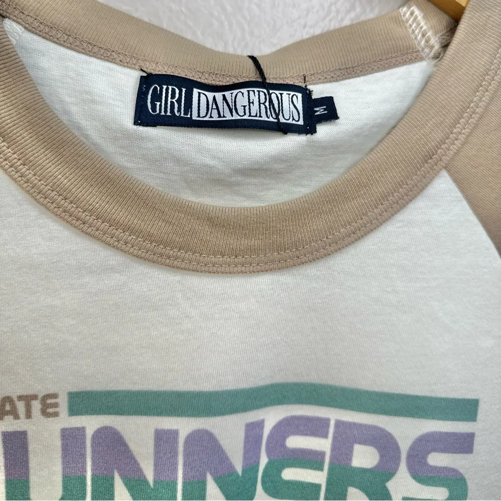 NWT Girl Dangerous Free People Runners Club 84 Graphic Short Sleeve Crop Shirt - Image 4