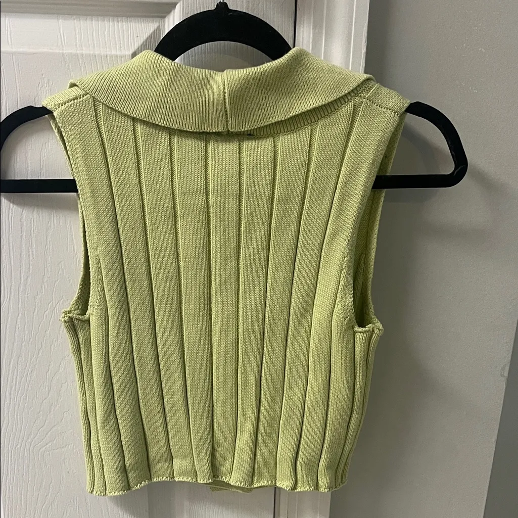 Vici Lime Green Sleeveless Knit Top - Image 3