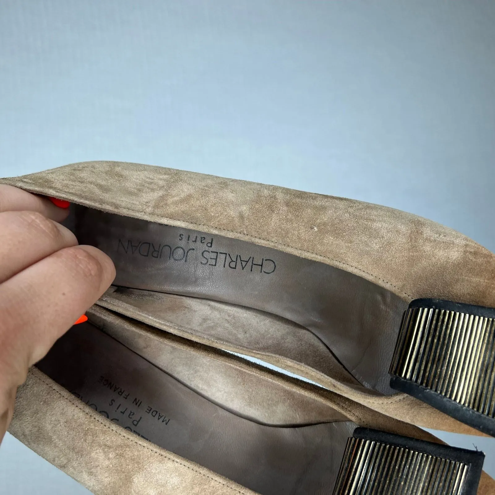 Charles Jourdan Paris Suede Leather Pointed Toe Pumps w/ Buckle‎ Detail Tan Size 7 - Image 2