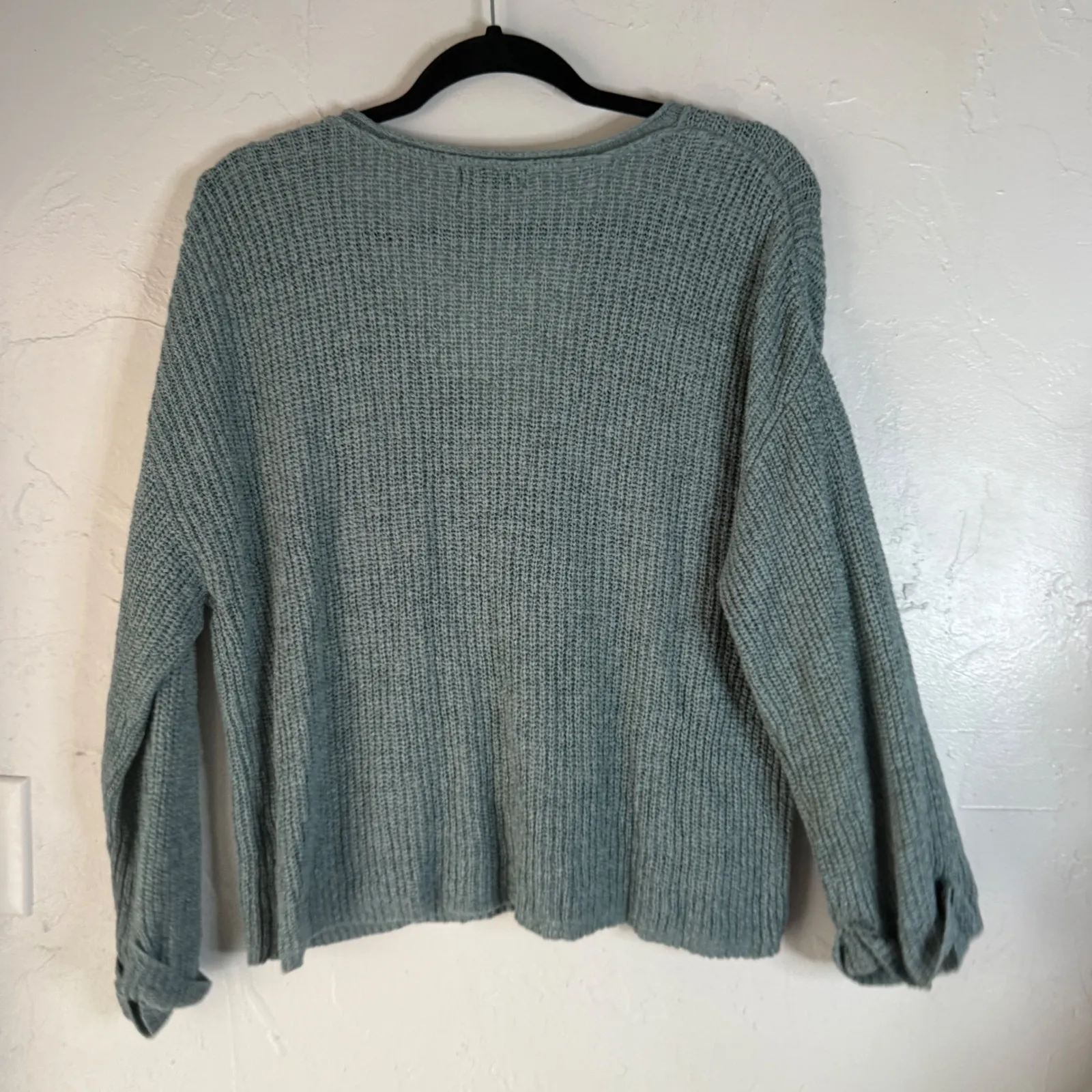 MINE Women's Teal Green Knit V Neck Pullover Sweater Medium Boho Beachy Lagen - Image 8