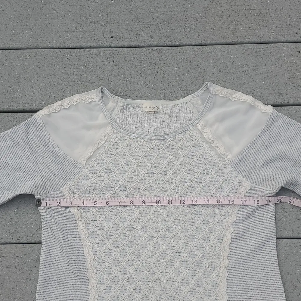 Maison Jules Lace Front Terry Sweatshirt - Image 11