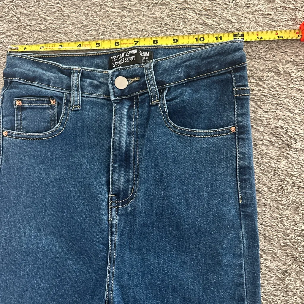 PrettyLittleThing Dark Blue Skinny Jeans - Image 2