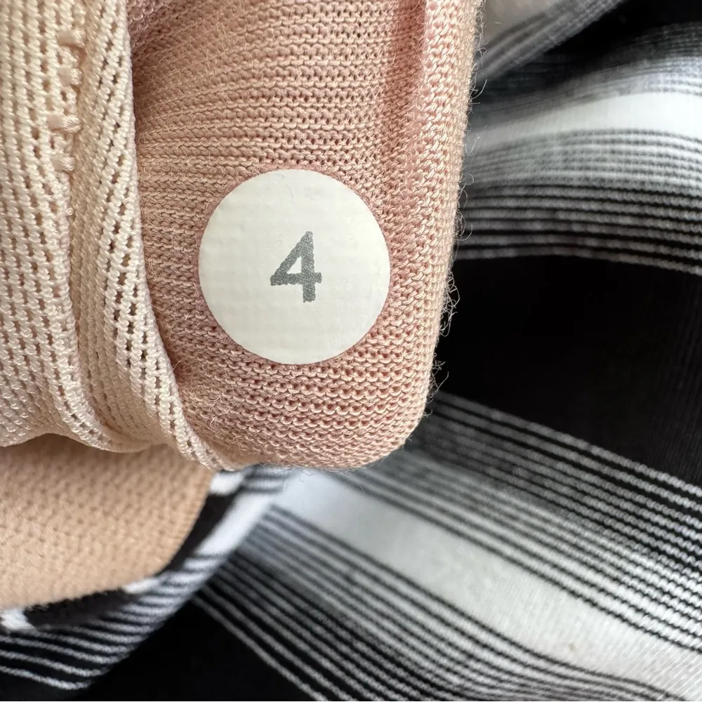 Lululemon Power Y Tank Luon Capilano Stripe Black White Size 4 - Image 11