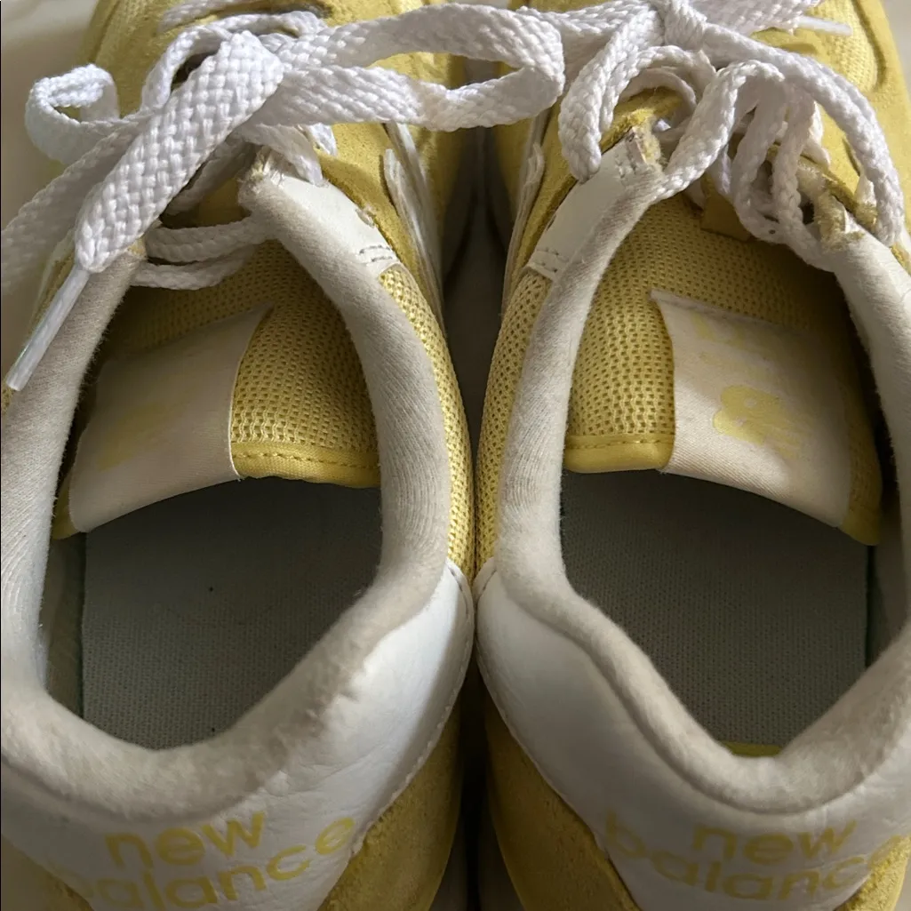 New Balance Womens 574 Suede Sneakers in Lemon Haze Size 9.5 - Image 8
