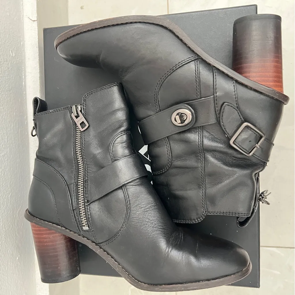 COACH Moto Bootie Heel LEATHER ankle boots size 6.5 - Image 8