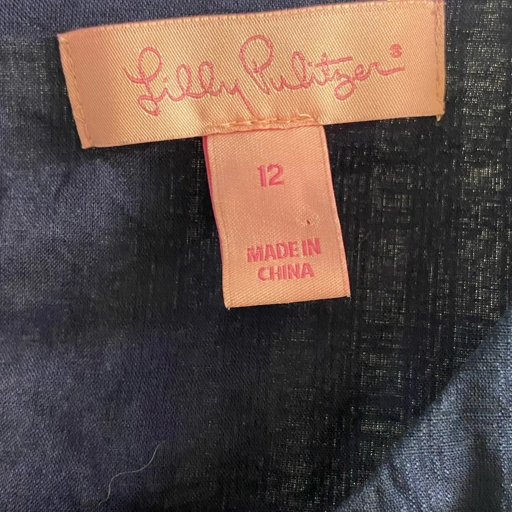 Lilly Pulitzer navy blue silk blend sleeveless blouse ruffled sz 12 - Image 5